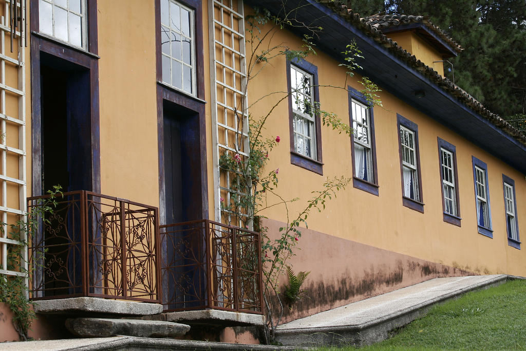 Hotel Fazenda Santa Marina Сантана-дус-Монтис Экстерьер фото