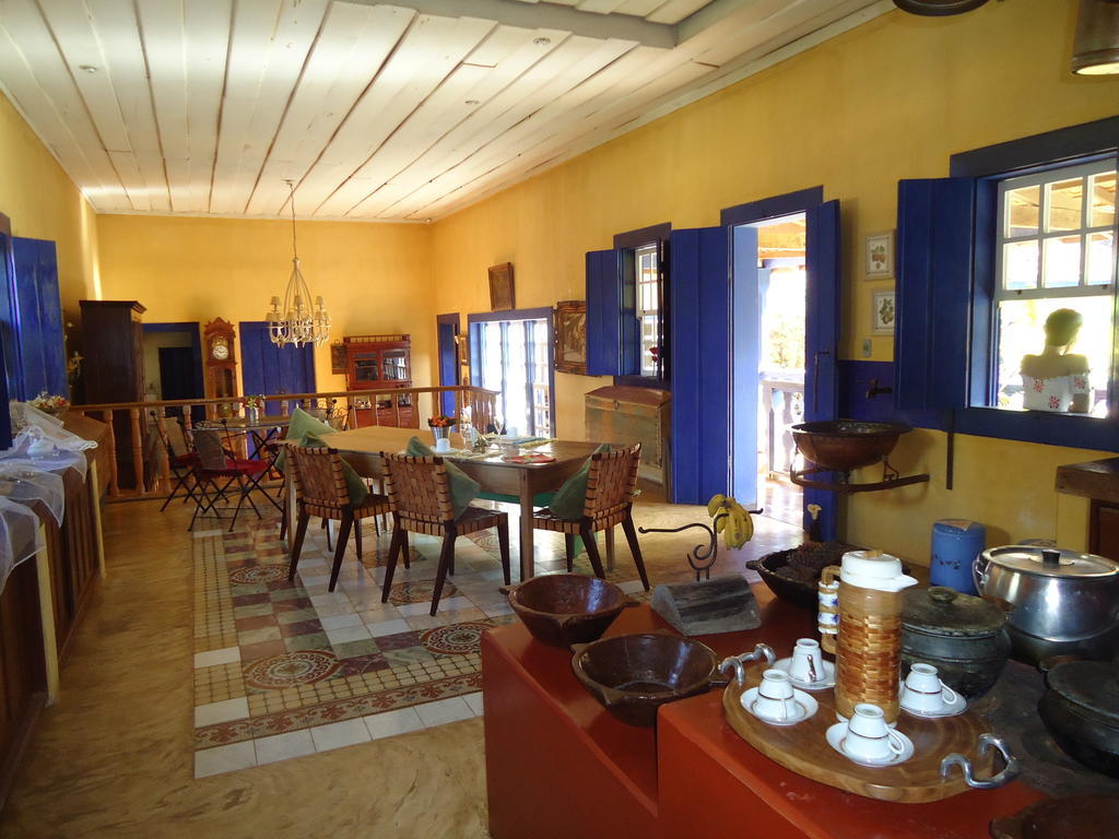 Hotel Fazenda Santa Marina Сантана-дус-Монтис Экстерьер фото